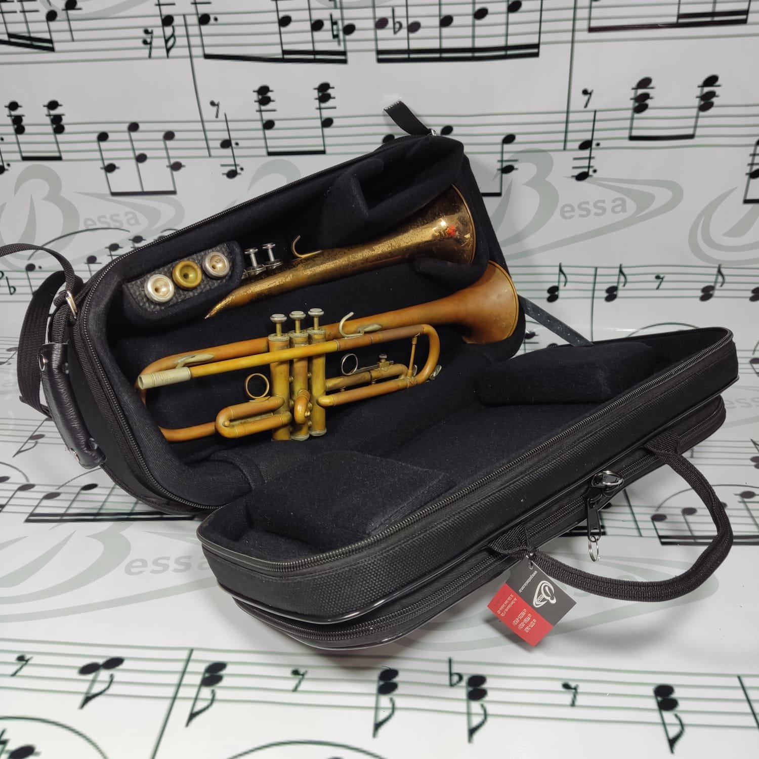 Case Flugelhorn e Trompete Couro Preto com bolso extra - Imagem 6